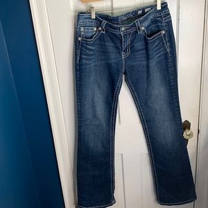 MISS ME Fleur De Lis Rhinestone Bootcut Jeans Style JY7066B3 Size 32